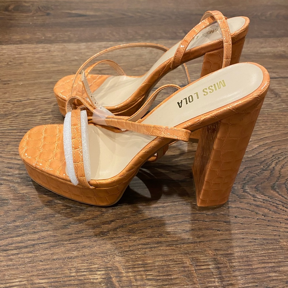 NEW Platform Heels